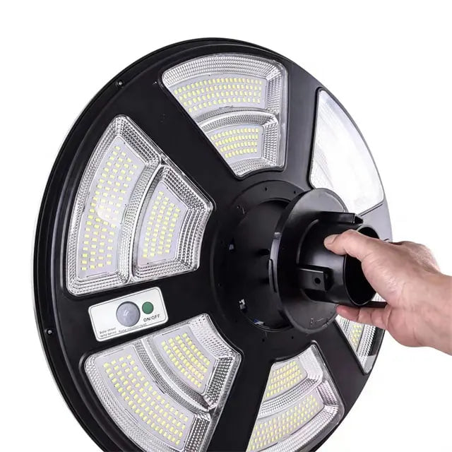 --LAMPARA SOLAR TIPO REFLECTOR DE CALLE POTENCIA 1000 watts